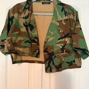 Women's Camouflage Cropped button down jean jacket